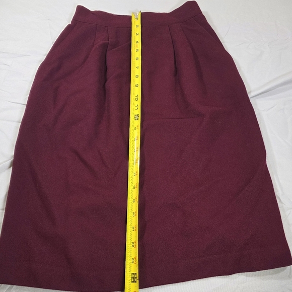 Vintage Bordeaux Pleated Wool Midi Skirt for Work - Picture 4 of 7